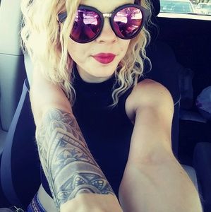 Meet your Posher, Amber